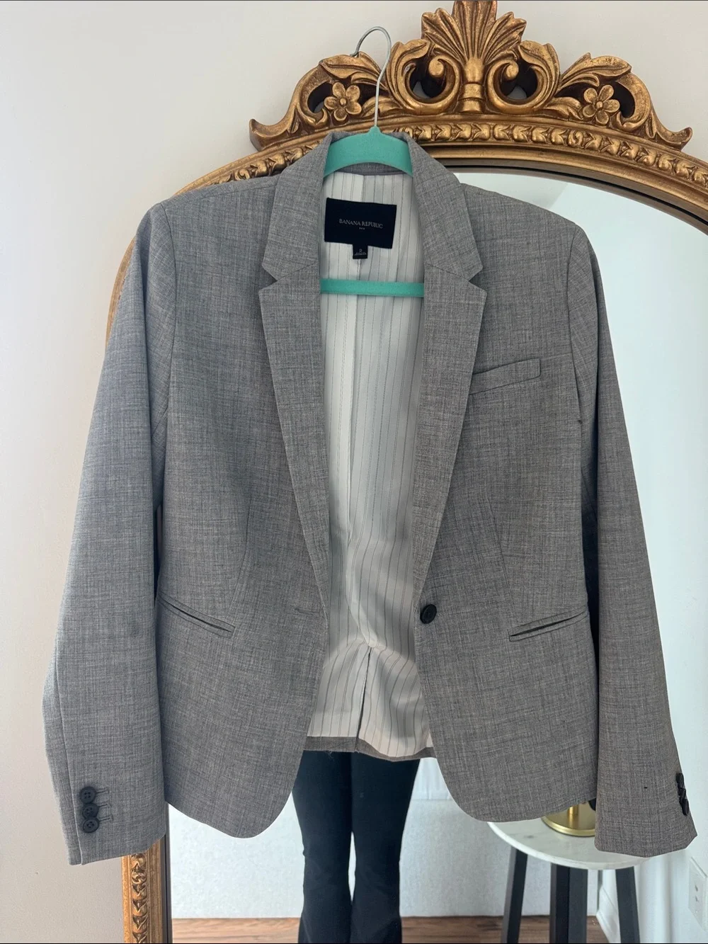 Banana Republic Light Gray Women's Single-Button Blazer